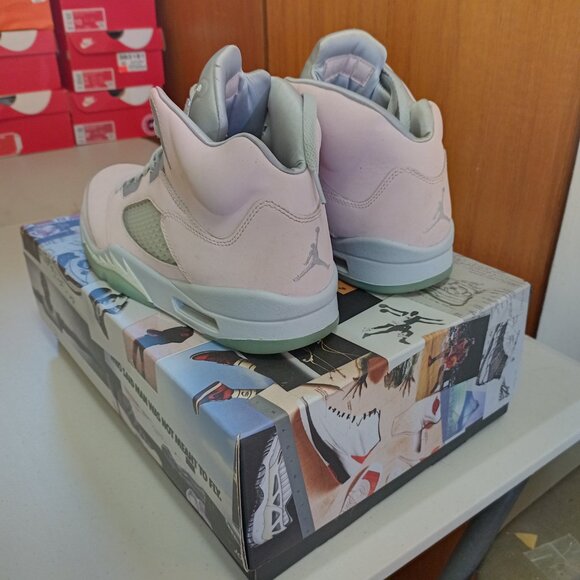 Size 10.5 - Jordan 5 Easter 2022 OG box excellent condition - Picture 7 of 9